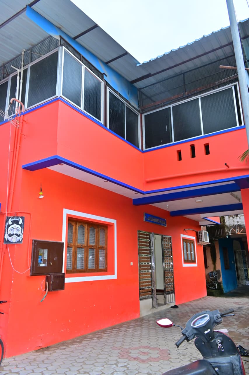 Dining / Facilities